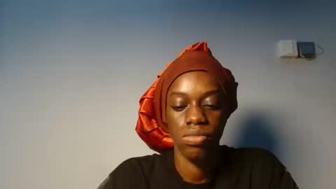 Snapshot of slimbaby16 chatting on 11-04-25, 06:45 Slim online show from 11-04-25, 06:45