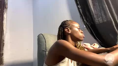 Slim online show from 11-19-25, 06:02