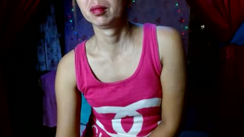 Snapshot of slimlady2023 chatting on 12-19-24, 11:50 Anna online show from 12-19-24, 11:50