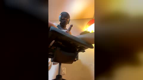 Snapshot of slimsjim86 chatting on 12-03-25, 08:56 slimsjim86 online show from 12-03-25, 08:56