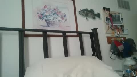 slippery_duck online show from 01-25-25, 05:51