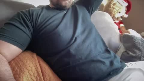 just chillin online show from 02-20-25, 07:45