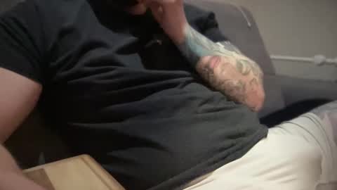 just chillin online show from 10-04-25, 07:01
