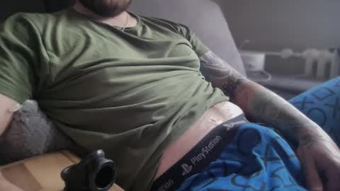 just chillin online show from 10-21-25, 01:23