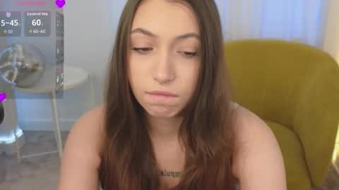 Snapshot of slow_flower chatting on 11-15-25, 12:23 Emilia online show from 11-15-25, 12:23