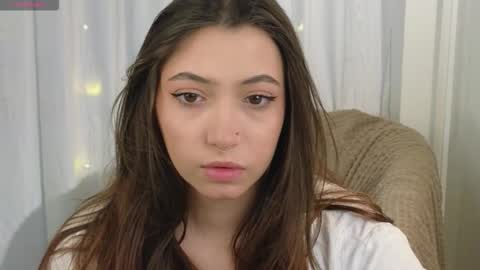 Emilia online show from 12-16-25, 12:32