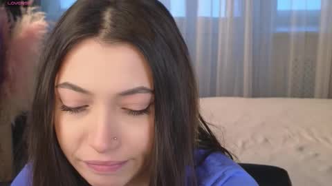 Emilia online show from 01-12-26, 12:43