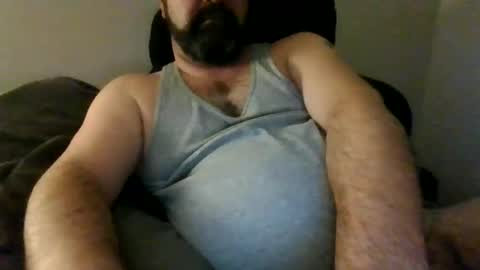 Snapshot of slumrville chatting on 10-27-25, 02:04 slumrville online show from 10-27-25, 02:04