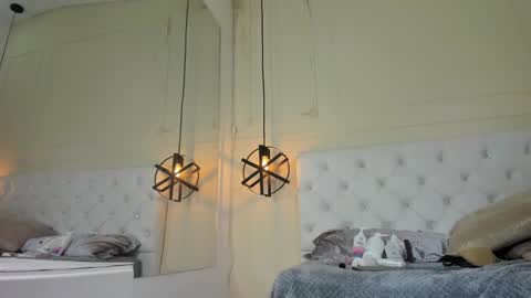 Snapshot of slut_milf1_ chatting on 01-03-25, 11:12 Luna online show from 01-03-25, 11:12