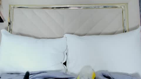 Snapshot of slut_milf1_ chatting on 09-08-25, 07:57 Luna online show from 09-08-25, 07:57