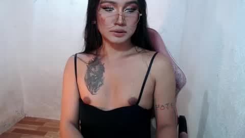  Lovie  online show from 02-20-26, 06:30