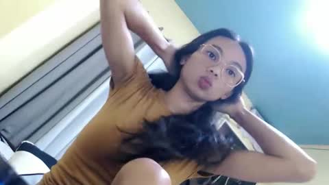 CHIE CHIE online show from 02-11-26, 04:12