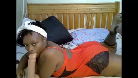 Snapshot of sluttydevil6 chatting on 09-11-25, 08:47 sluttydevil6 online show from 09-11-25, 08:47