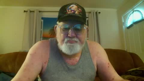 Slydevil online show from 11-18-25, 04:55