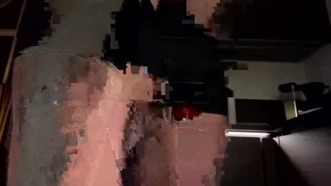 Snapshot of slyse69 chatting on 01-01-25, 12:21 slyse69 online show from 01-01-25, 12:21