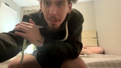 Snapshot of smalldickstillwork chatting on 12-14-24, 03:40 Ernesto online show from 12-14-24, 03:40