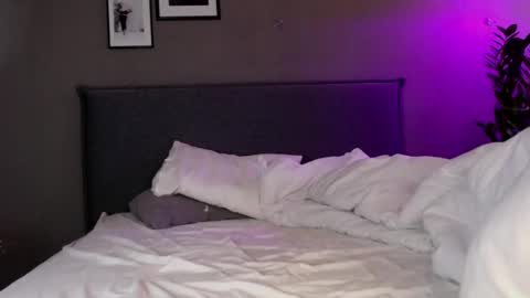 Snapshot of smalltittsbigsoul chatting on 02-05-25, 06:02 Anna no bbbbybybbabebyy just Anna. And dont call me mom please. online show from 02-05-25, 06:02