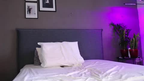 Snapshot of smalltittsbigsoul chatting on 03-04-25, 06:26 Anna no bbbbybybbabebyy just Anna. And dont call me mom please. online show from 03-04-25, 06:26