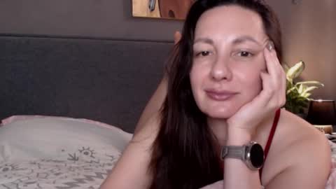 Snapshot of smalltittsbigsoul chatting on 10-31-25, 02:18 Anna no bbbbybybbabebyy just Anna. And dont call me mom please. online show from 10-31-25, 02:18