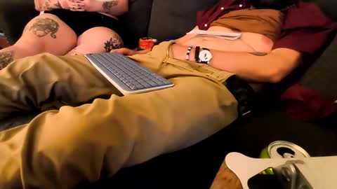 Snapshot of smalltownbigman chatting on 02-21-26, 06:25 smalltownbigman online show from 02-21-26, 06:25