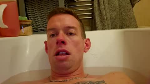 smallville456 online show from 12-17-25, 05:52