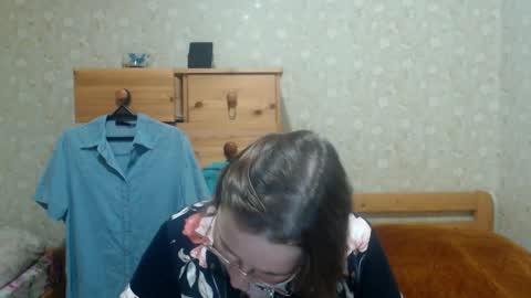 smart_rose online show from 10-28-25, 10:12