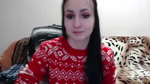 Snapshot of smile_cute_fox chatting on 01-25-25, 12:47 smile_cute_fox online show from 01-25-25, 12:47