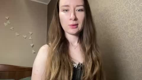 smilequeen_ online show from 10-20-25, 06:41