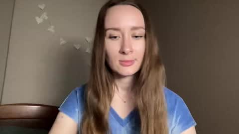 smilequeen_ online show from 10-25-25, 12:23