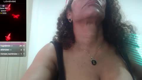 Smileth online show from 12-30-24, 03:02