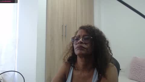 Smileth online show from 01-18-25, 11:32