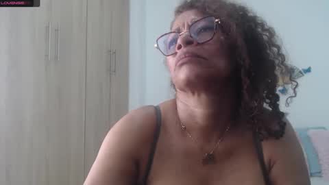 Smileth online show from 01-19-25, 06:43
