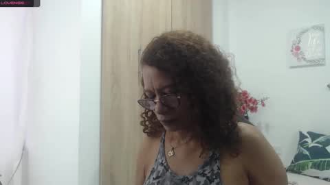 Smileth online show from 02-14-25, 11:42