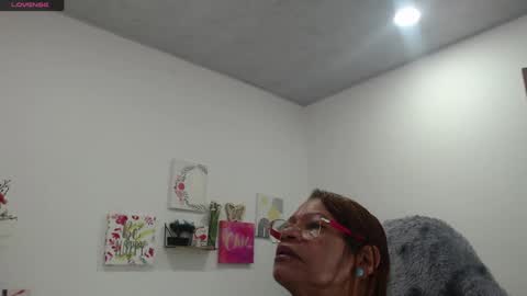 Smileth online show from 09-25-25, 12:42