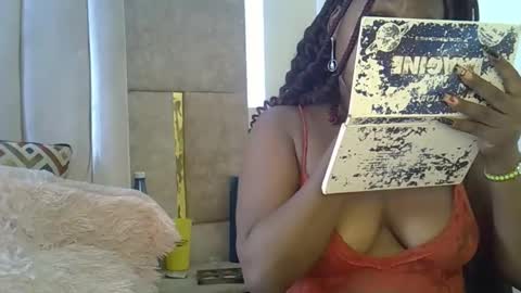 smiley_berry online show from 10-20-25, 01:00