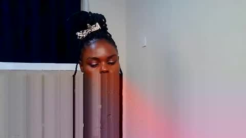 Smiley chocolate online show from 02-24-26, 07:01