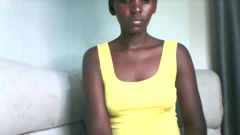 Snapshot of smileykesh chatting on 09-09-25, 07:02 smileykesh online show from 09-09-25, 07:02