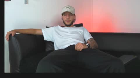 Snapshot of smith_luxes777 chatting on 03-03-26, 01:12 777 online show from 03-03-26, 01:12