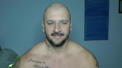 Snapshot of smithduke chatting on 10-21-25, 04:13 smithduke online show from 10-21-25, 04:13