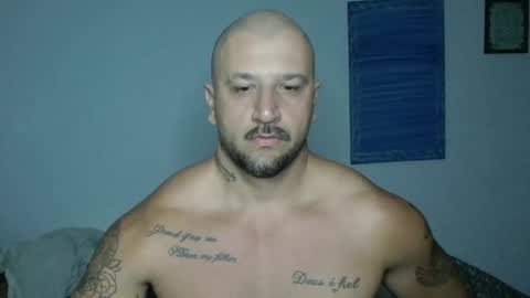 Snapshot of smithduke chatting on 10-30-25, 03:30 smithduke online show from 10-30-25, 03:30