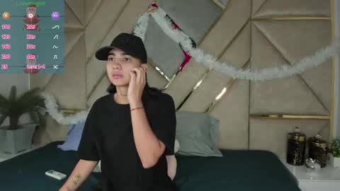 Snapshot of smithjay_ chatting on 12-17-24, 12:33 Smith Jay online show from 12-17-24, 12:33