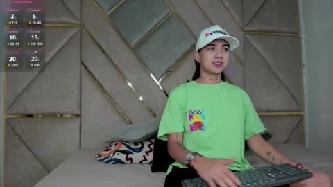 Snapshot of smithjay_ chatting on 02-14-25, 12:36 Smith Jay online show from 02-14-25, 12:36