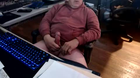 Snapshot of smly chatting on 12-20-25, 02:13 smly online show from 12-20-25, 02:13