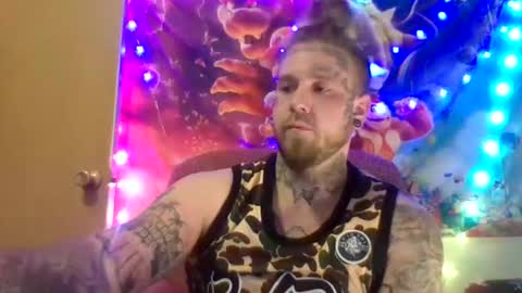 Snapshot of smokebluntafterblunt chatting on 12-15-24, 04:51 smoke online show from 12-15-24, 04:51