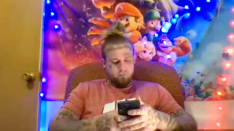 Snapshot of smokebluntafterblunt chatting on 12-24-24, 11:17 smoke online show from 12-24-24, 11:17