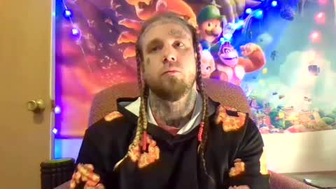 Snapshot of smokebluntafterblunt chatting on 12-26-24, 06:30 smoke online show from 12-26-24, 06:30
