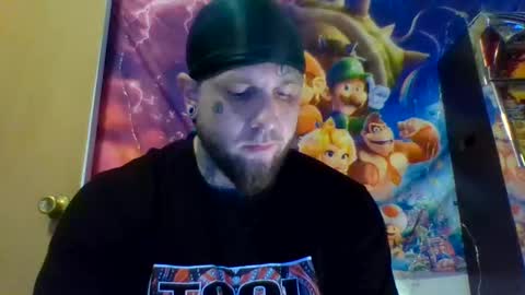 smoke online show from 12-22-25, 01:02