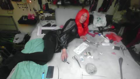 Snapshot of smokeslut365 chatting on 11-07-25, 07:03 smokeslut365 online show from 11-07-25, 07:03