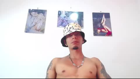 Daniel Aston online show from 10-12-25, 12:09