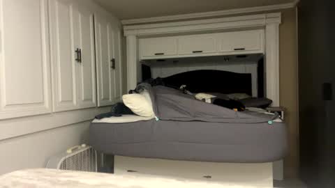 Snapshot of smooth985092 chatting on 03-01-25, 07:30 smoothmusclecam online show from 03-01-25, 07:30